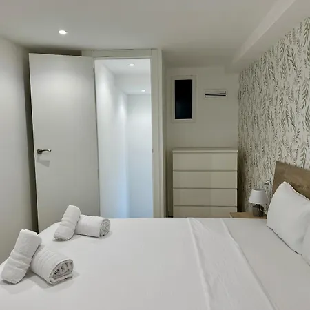 Alcala Galiano 81 By United Renters *