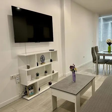Alcala Galiano 81 By United Renters Apartment