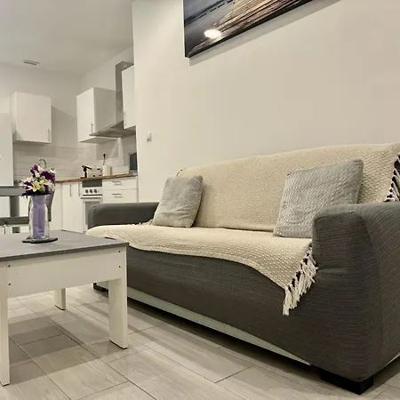 Alcala Galiano 81 By United Renters Alicante