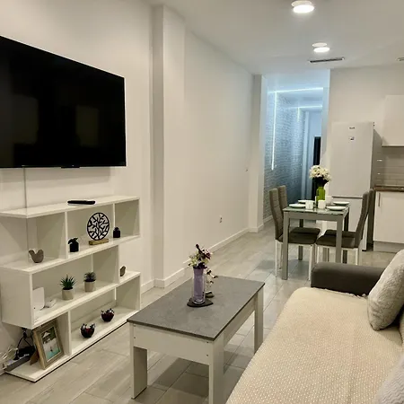 Alcala Galiano 81 By United Renters Apartment