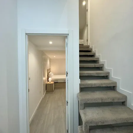 Alcala Galiano 81 By United Renters アリカンテ