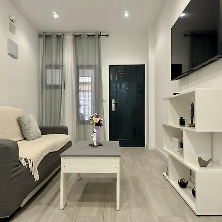 Alcala Galiano 81 By United Renters Apartment